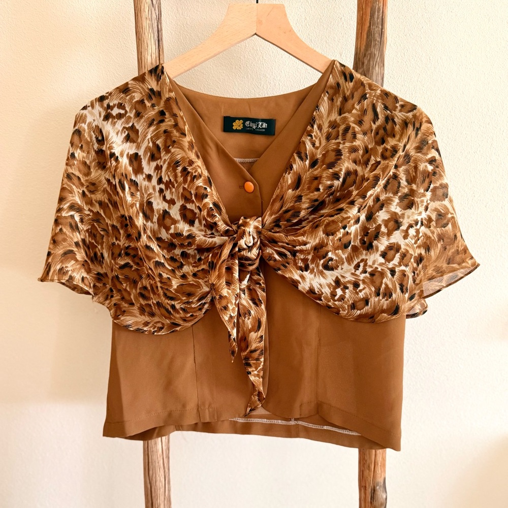 American Vintage Brown Leopard Print Blouse